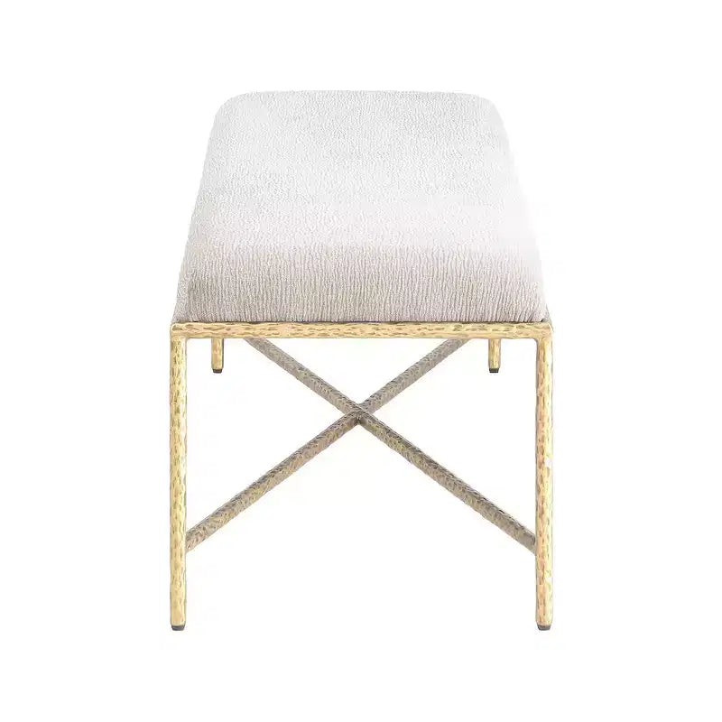 Banc en tissu chenille beige avec cadre en fer en laiton brossé, 137 cm de large