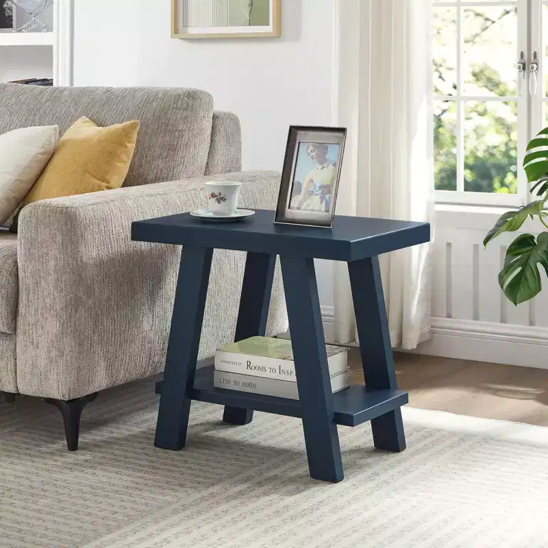 Table d'appoint contemporaine en bois avec étagère, gris