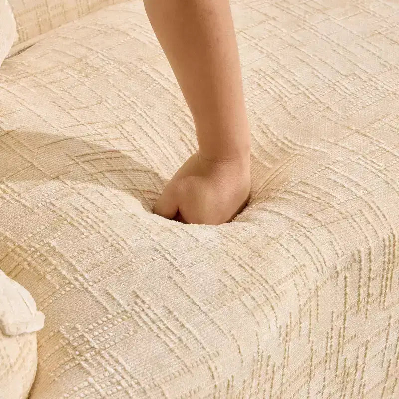 Canapé incurvé 2 places beige avec accoudoirs et 2 coussins, design compact pour toute pièce