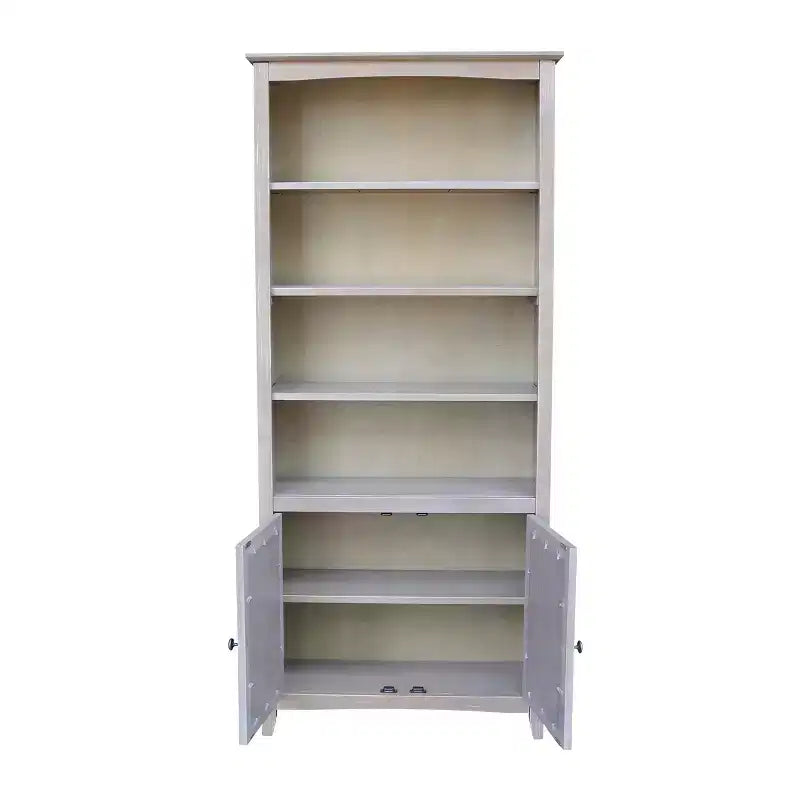 Bibliothèque de 72 po avec deux portes inférieures, gris délavé, en parawood massif, design Mid-Century