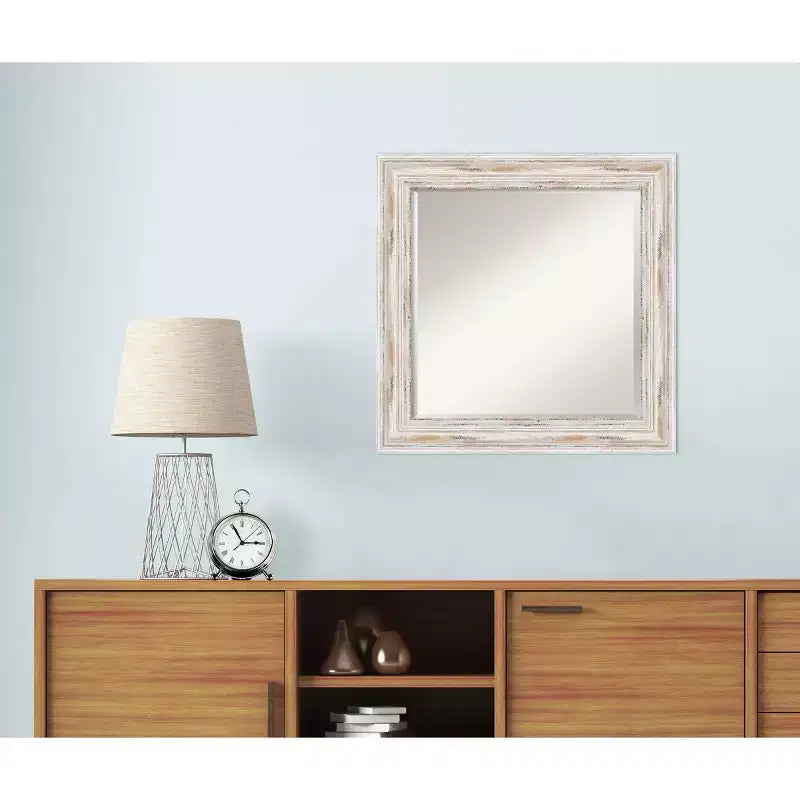 Miroir mural encadré 25x25 blanc délavé, bois vieilli, verre biseauté