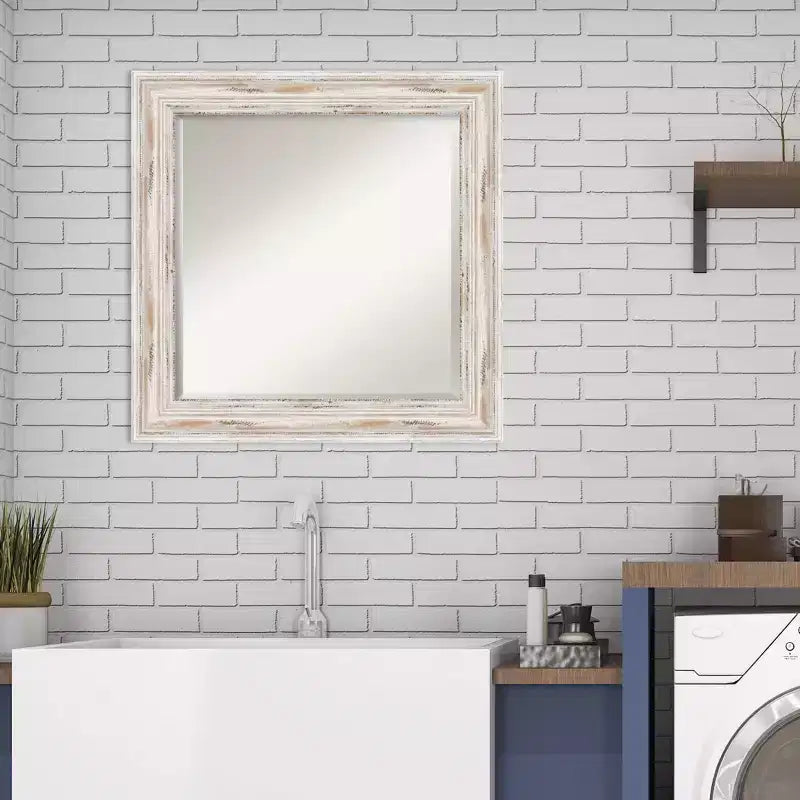Miroir mural encadré 25x25 blanc délavé, bois vieilli, verre biseauté