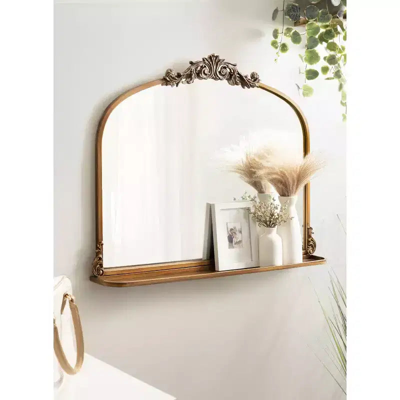 Miroir mural arche traditionnel 33"x26" avec étagère