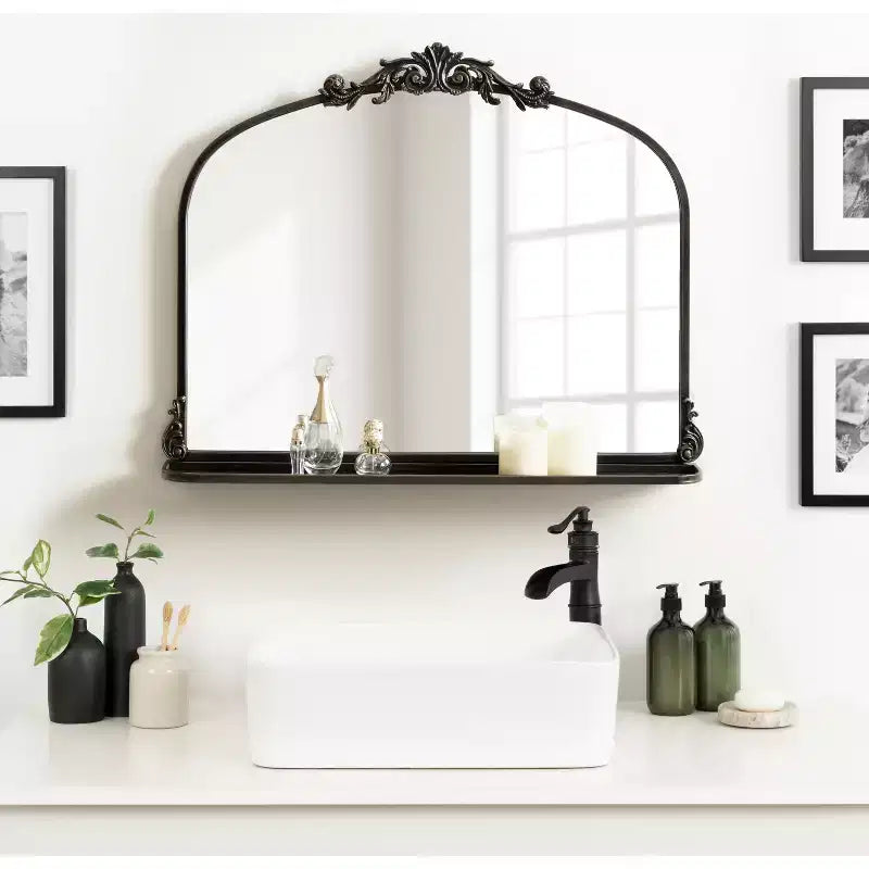 Miroir mural arche traditionnel 33"x26" avec étagère